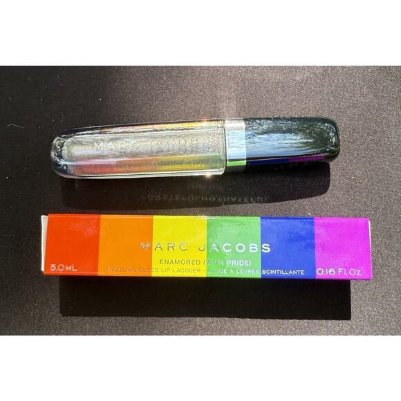 Marc Jacobs Enamored With PRIDE Gloss Lip Lacquer Shade 370 Silver Surf NEW - Picture 2 of 10